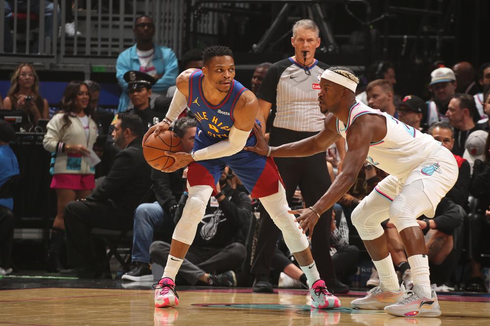 对战那不勒 对战那不勒